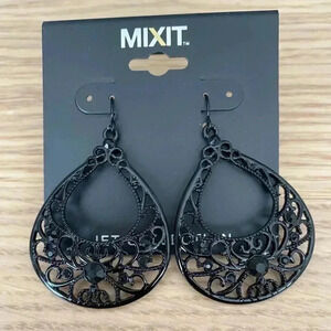 🆕Mixit Black Earrings🆕